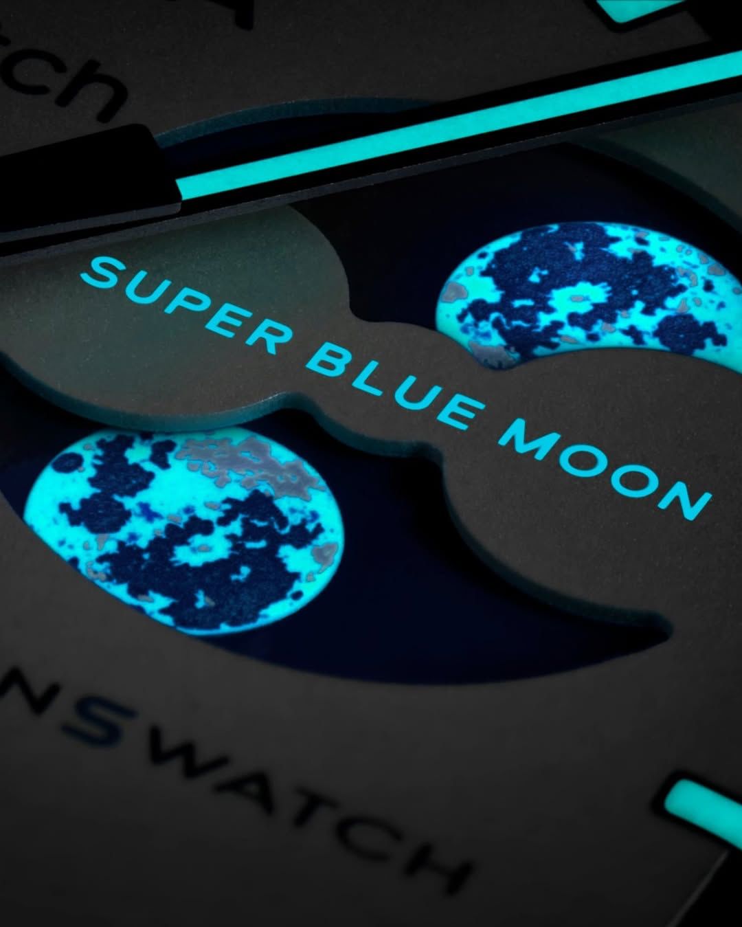 OM*GA x SWATCH MOONSWATCH – MISSION TO THE SUPER BLUE MOONPHASE*